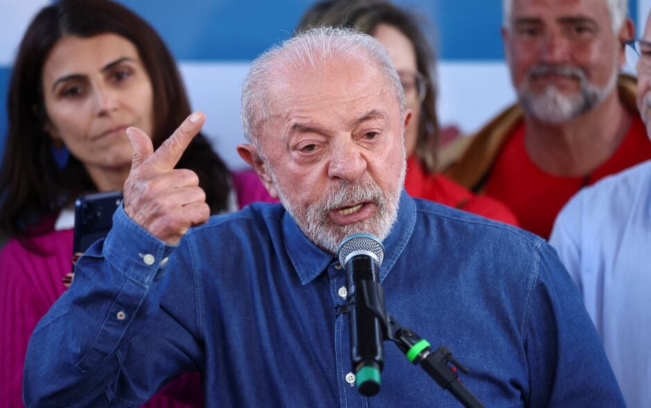 Lula protocola no TSE e STF proposta de divulgação de sigilos condicionada à mesma medida por Flávio Bolsonaro