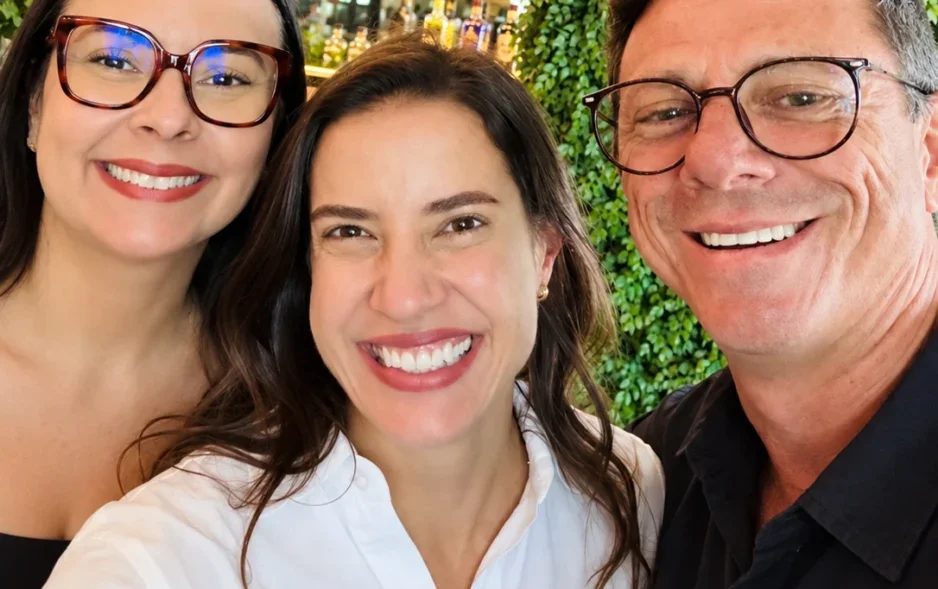 Prefeito de Jatobá, Rogério Ferreira, e primeira-dama Danielle Cavalcante participam de almoço com Raquel Lyra no Recife