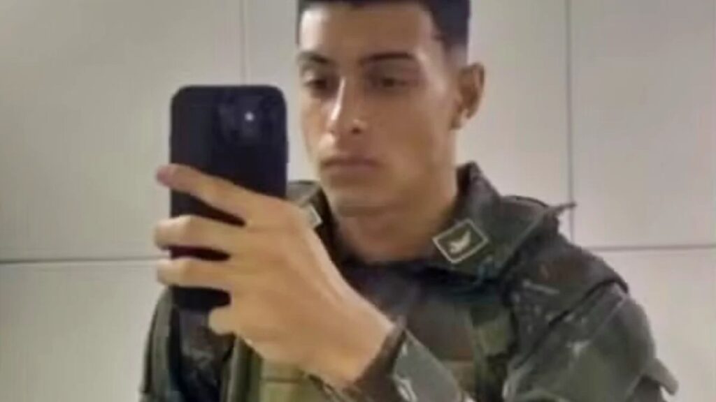 Imagem da reportagem sobre o desaparecimento do soldado Pedro Gabriel Bezerra no Recife